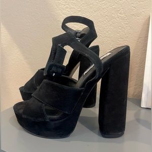 Jodi Platform Sandals